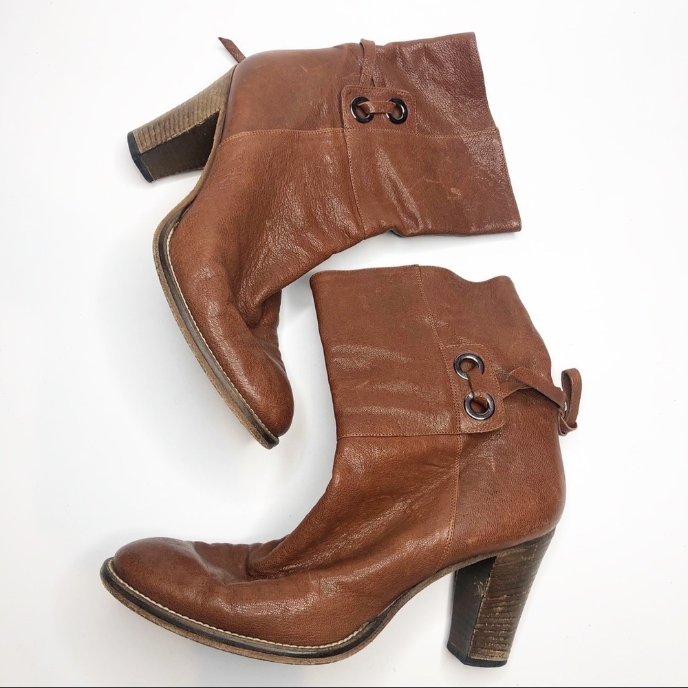 Altra Cosa | Textured Leather Ankle Botties